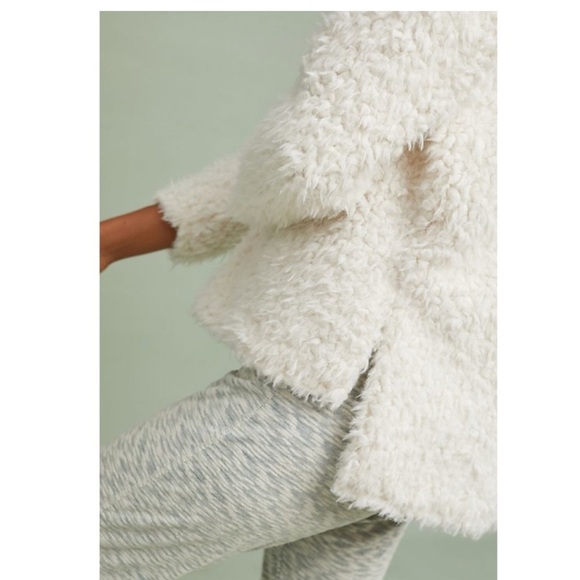 Anthropologie Cream Textured Top size medium fluffy towel, Sherpa sweater medium - Picture 2 of 8